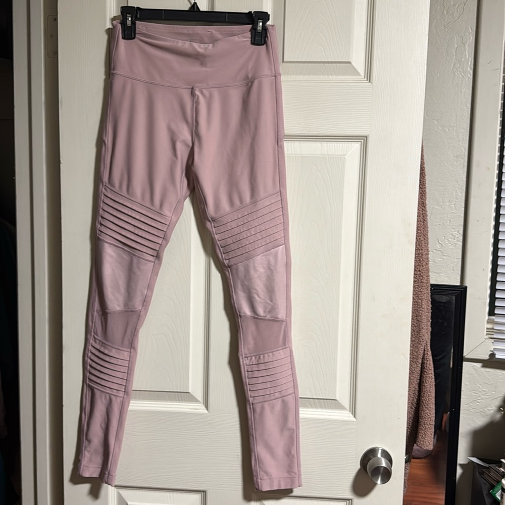 Mondetta light pink moto leggings